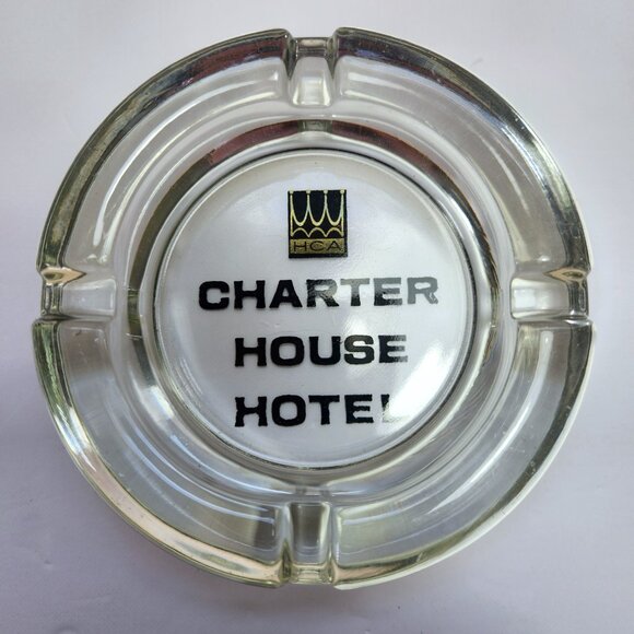 Vintage Ashtray Charter House Hotel Clear Thick Glass Collectible Advert… - Picture 2 of 6
